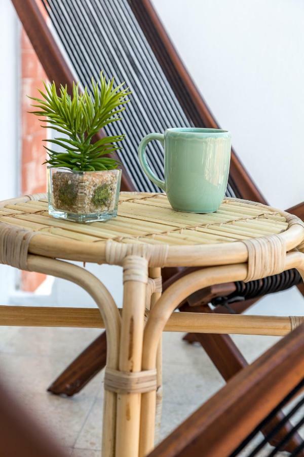 Renovated Sunny Apartment With Amazing Sunset Balcony , By Timecooler Lisbon Luaran gambar