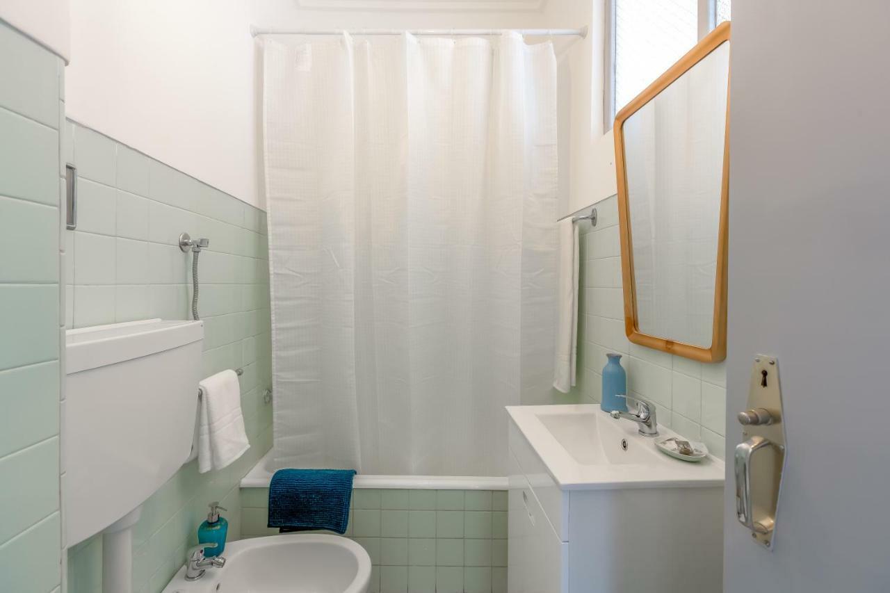 Renovated Sunny Apartment With Amazing Sunset Balcony , By Timecooler Lisbon Luaran gambar