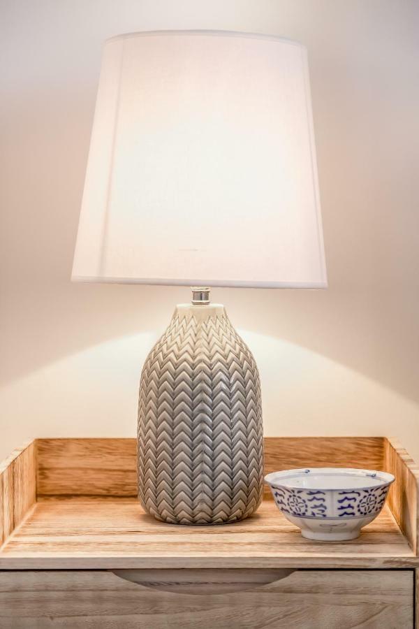 Renovated Sunny Apartment With Amazing Sunset Balcony , By Timecooler Lisbon Luaran gambar